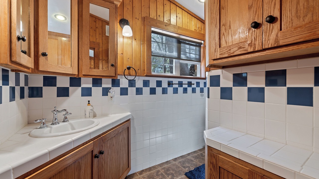 Photo of Bathroom in Llano