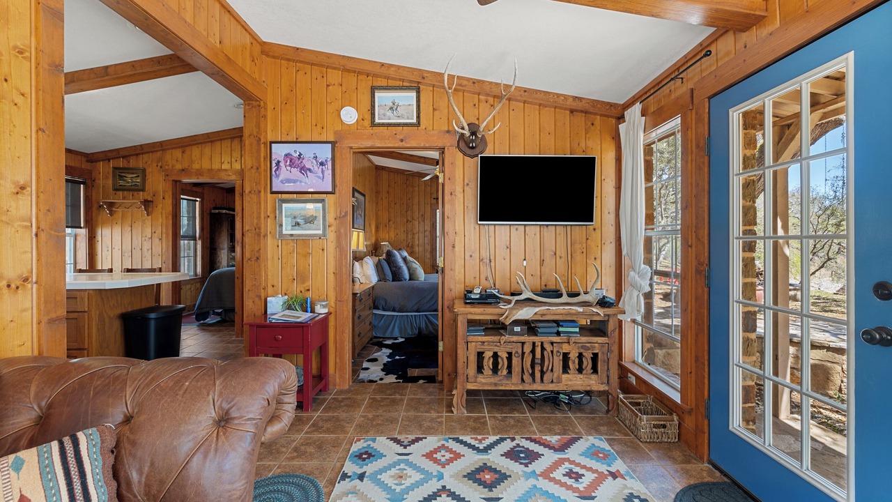 Photo of Livingroom in Llano
