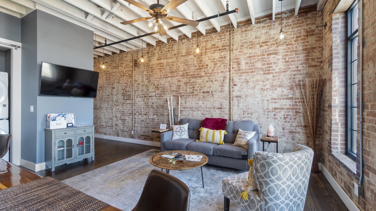 Photo of Livingroom in Perryville
