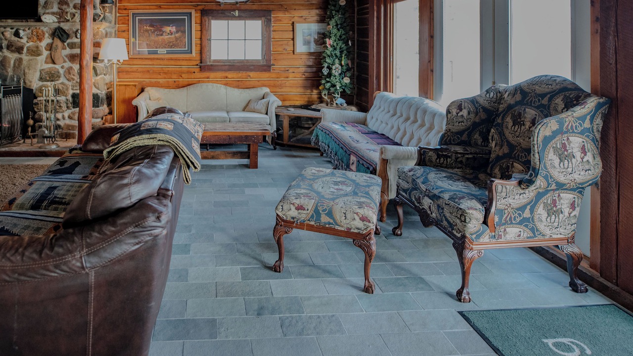 Photo of Livingroom in Deer River