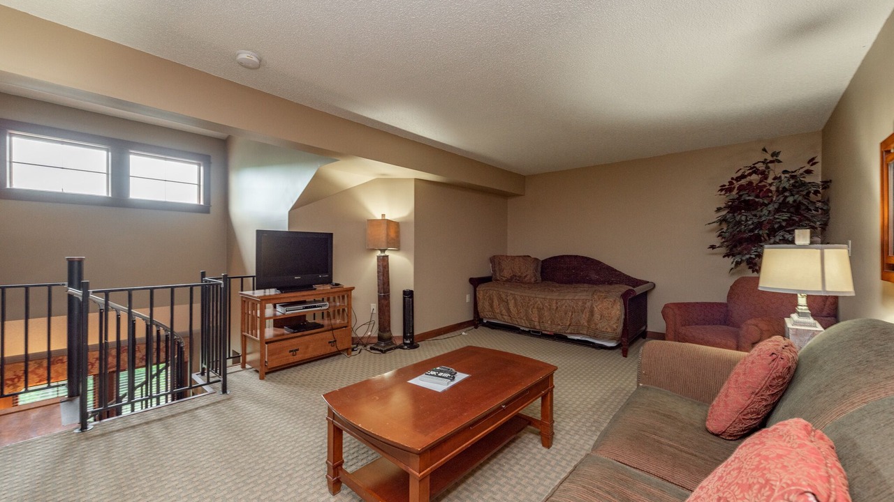 Photo of Livingroom in Thayerville