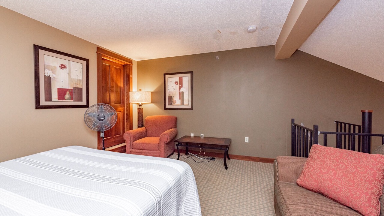 Photo of Bedroom in Thayerville