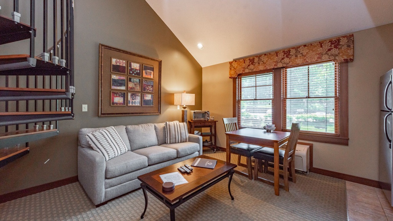 Photo of Livingroom in Thayerville
