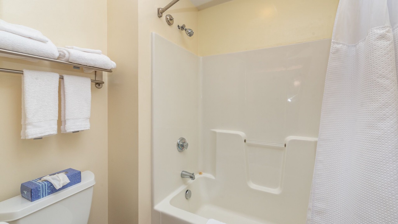 Photo of Bathroom in Thayerville