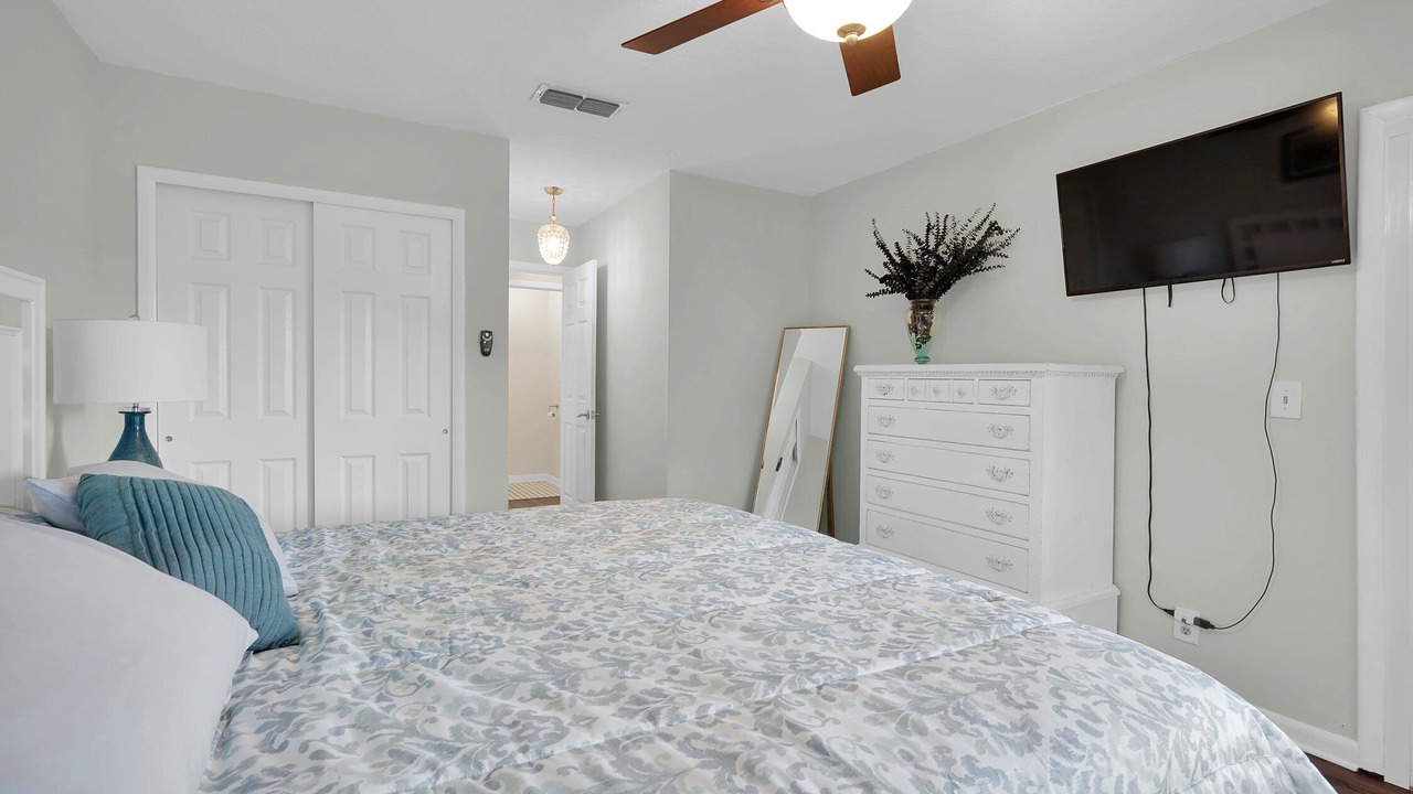 Photo of Bedroom in Jacksonville Beach
