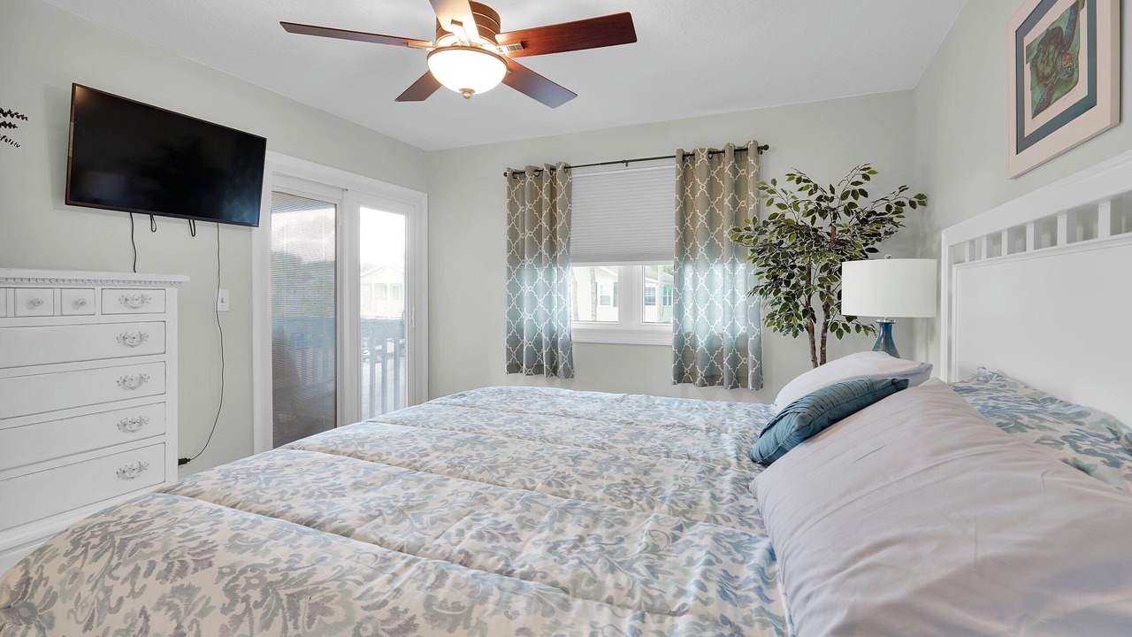 Photo of Bedroom in Jacksonville Beach