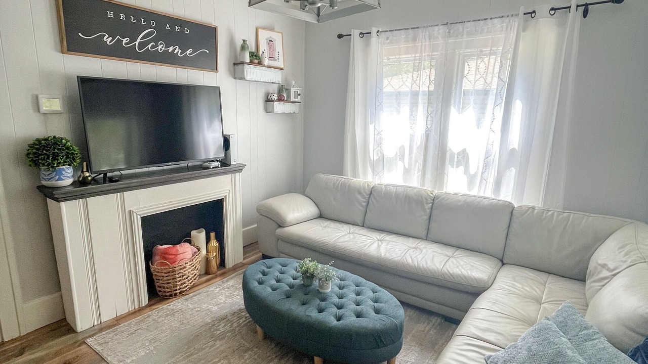Photo of Livingroom in Broken Arrow