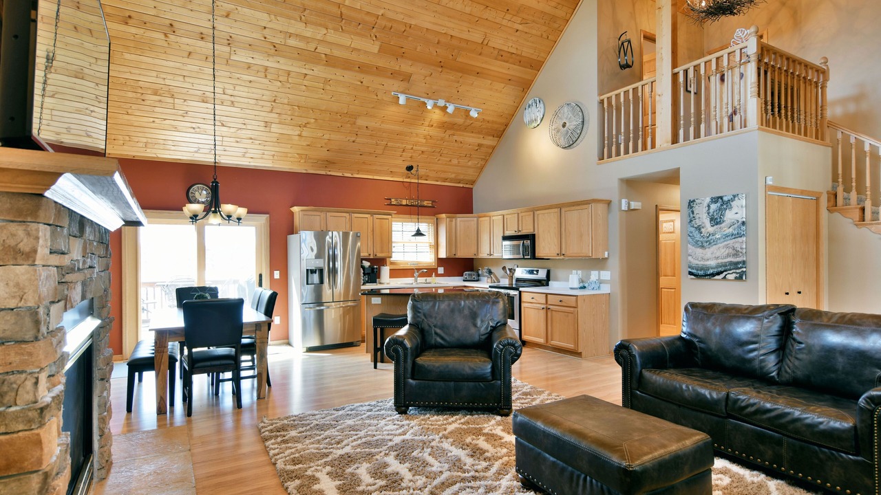 Photo of Livingroom in Webb Lake
