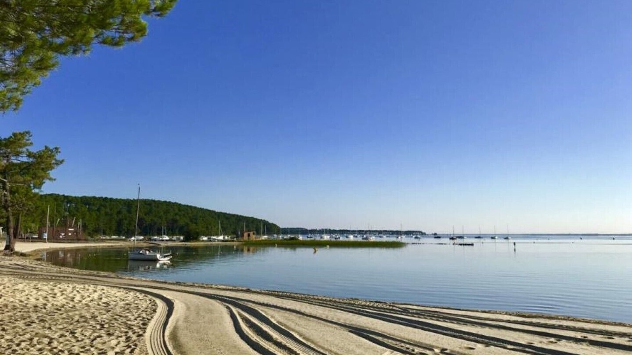 Photo of Others in Carcans