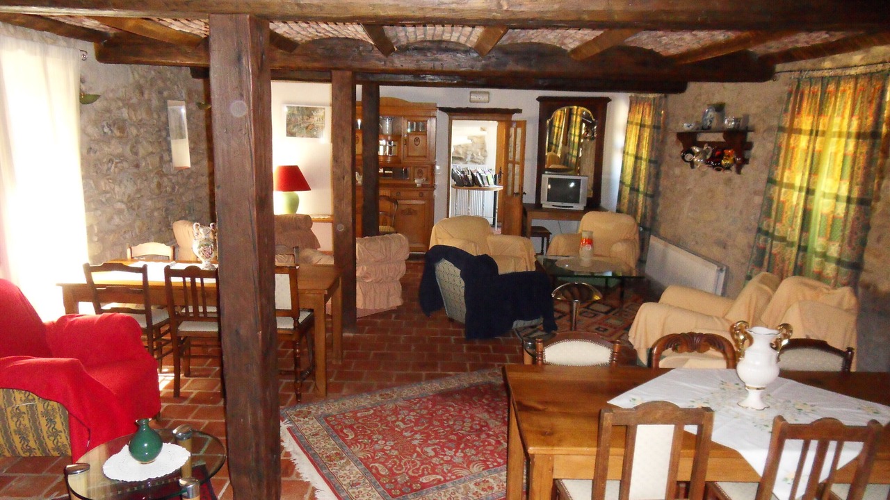 Photo of Livingroom in Grospierres