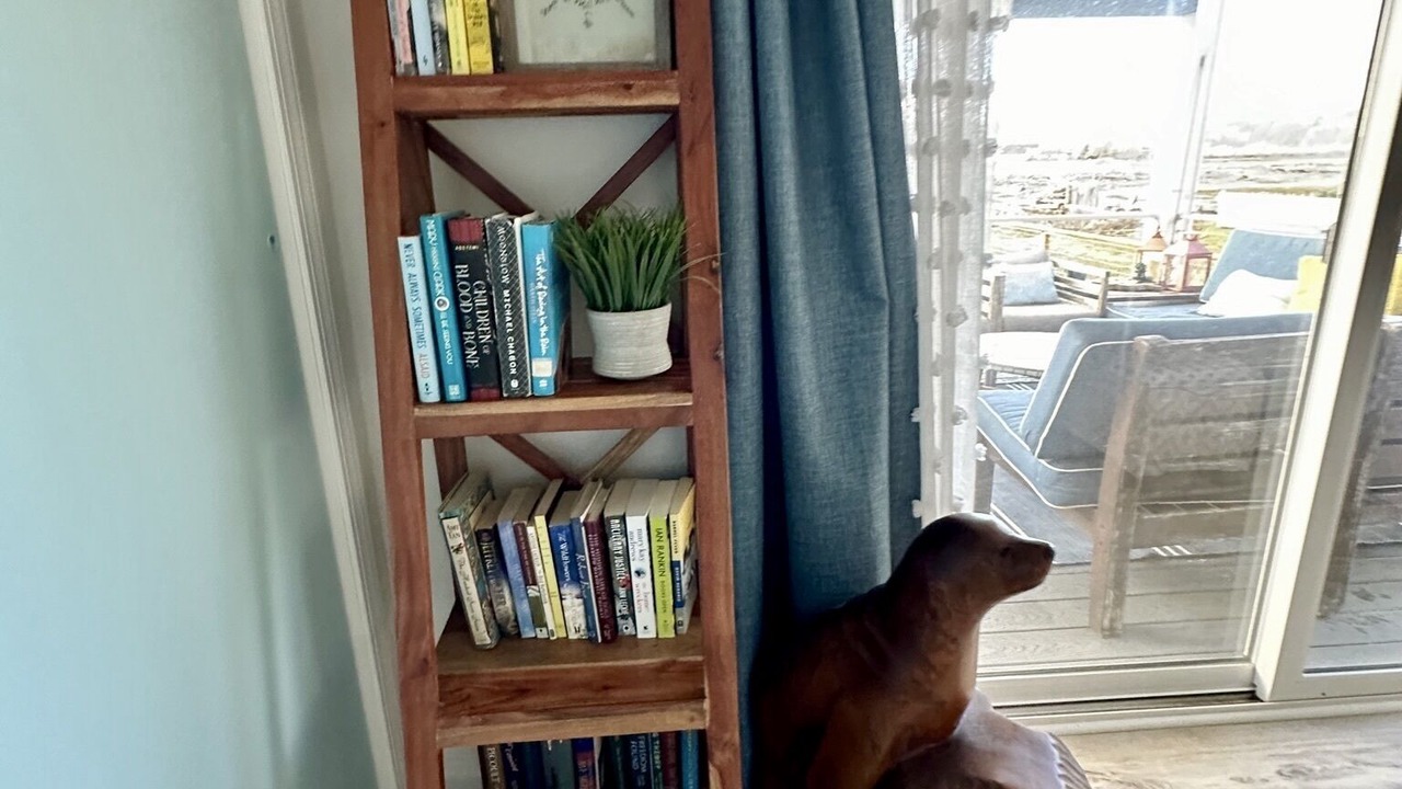 Photo of Others in Clinton