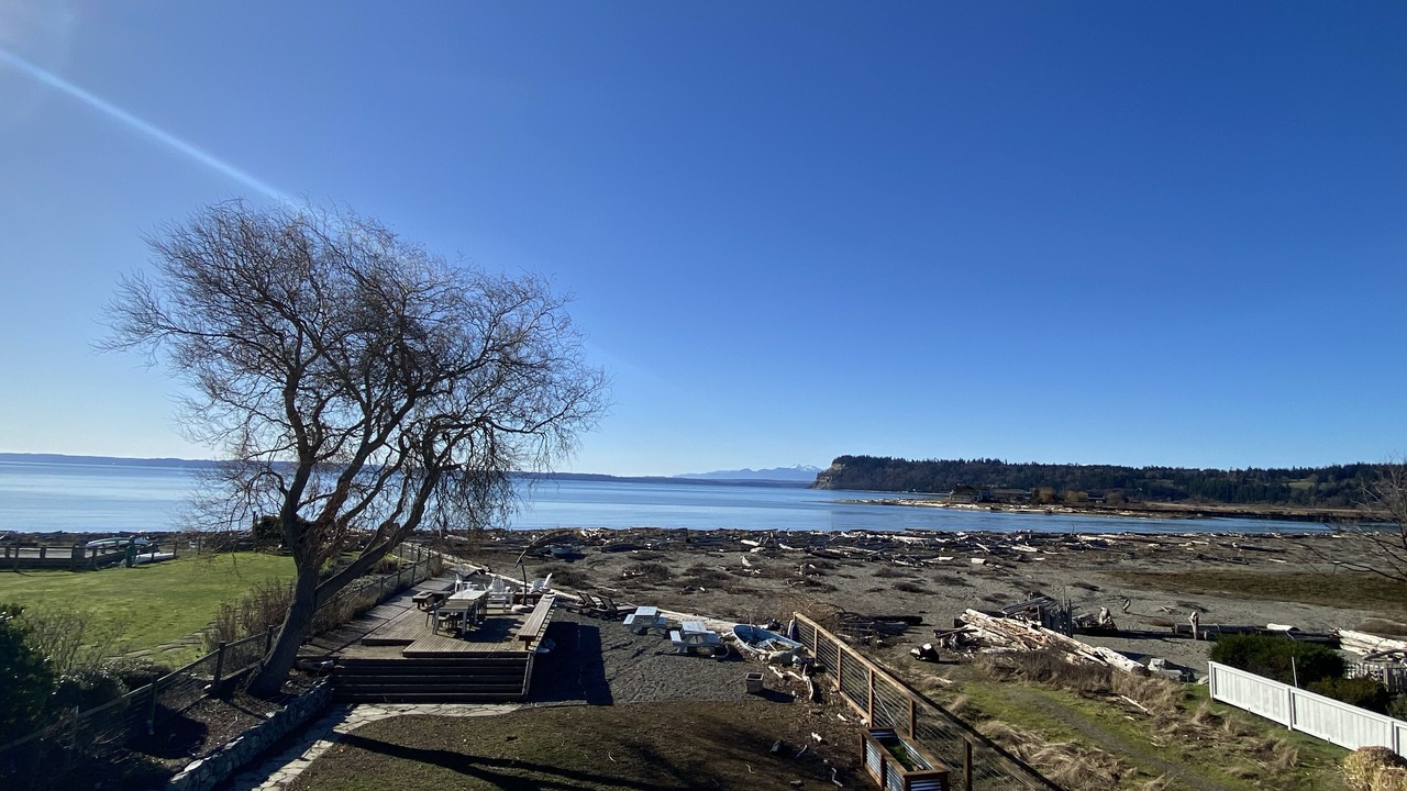 Photo of Others in Clinton