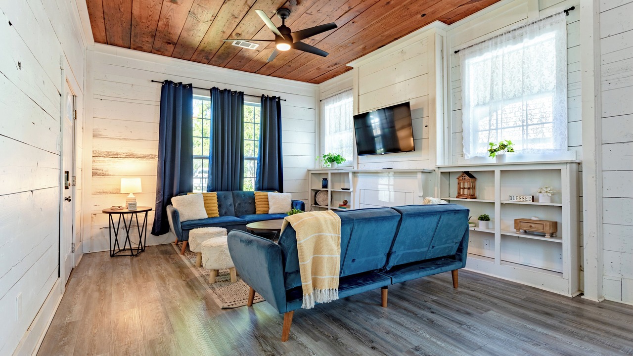 Photo of Livingroom in North Waco