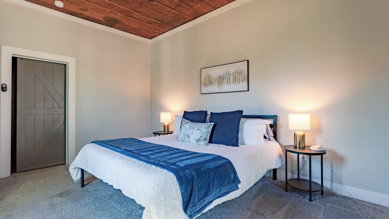 Photo of Bedroom in North Waco