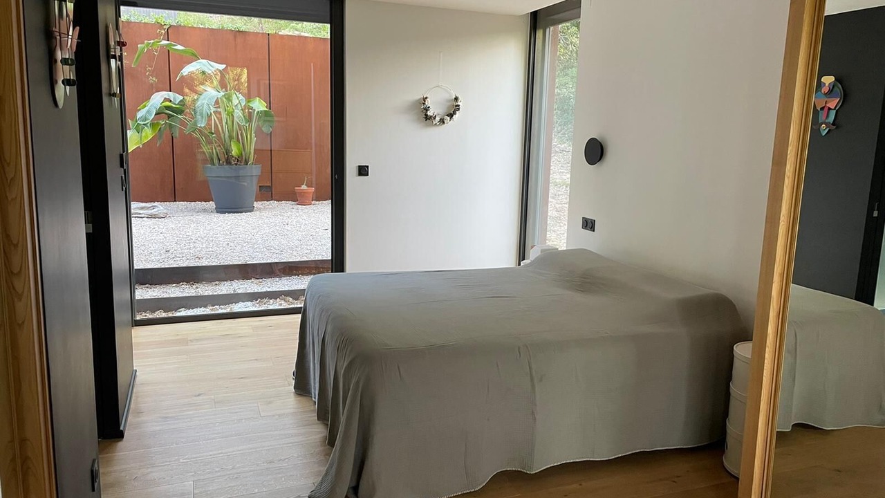Photo of Bedroom in Cabries