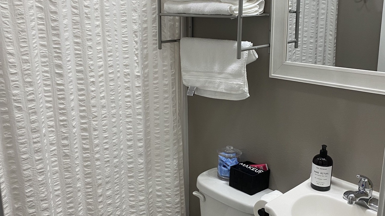 Photo of Bathroom in Brookeland