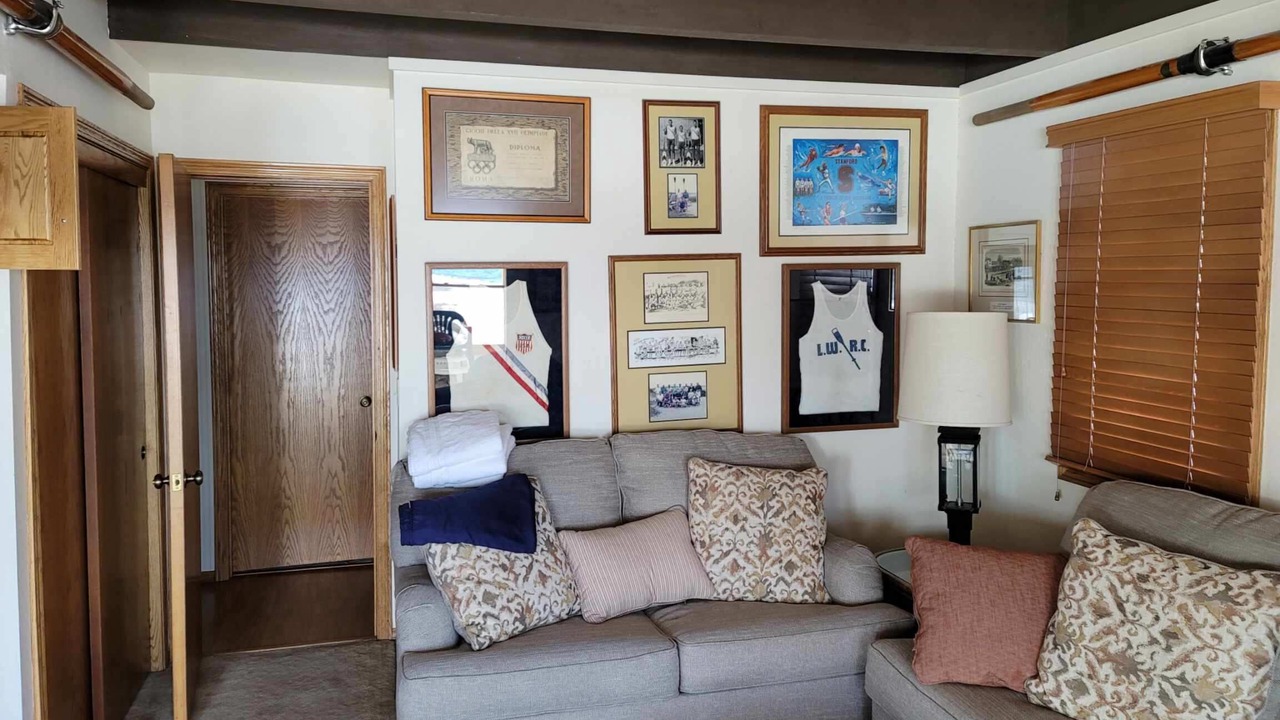 Photo of Livingroom in Lake Forest