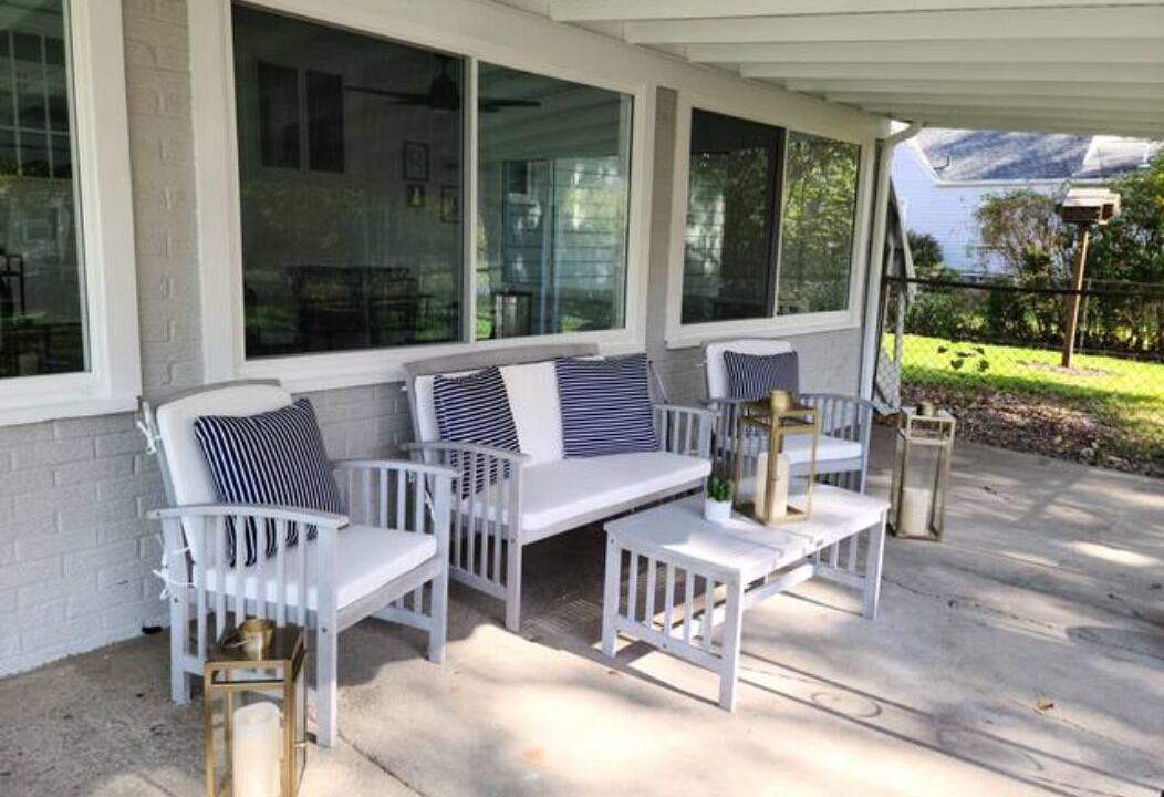 Photo of Patio Balcony in Howland Corners