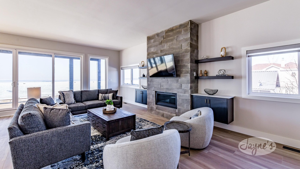 Photo of Livingroom in Tiny