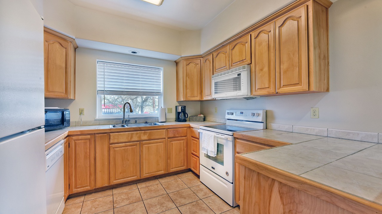 Photo of Kitchen in Historic Railroad District