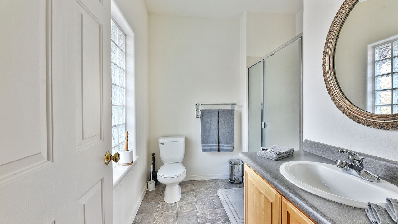 Photo of Bathroom in Historic Railroad District