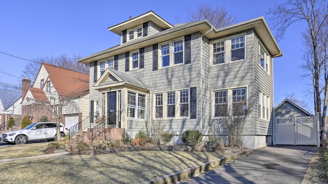 Photo of Others in Teaneck