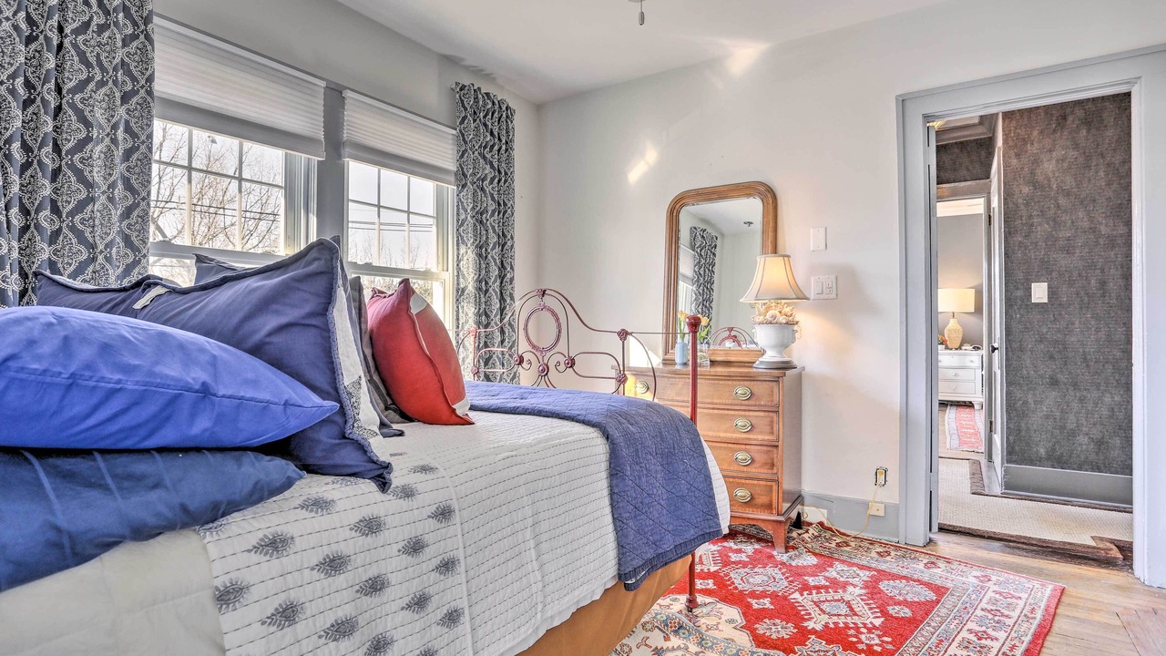 Photo of Others in Teaneck