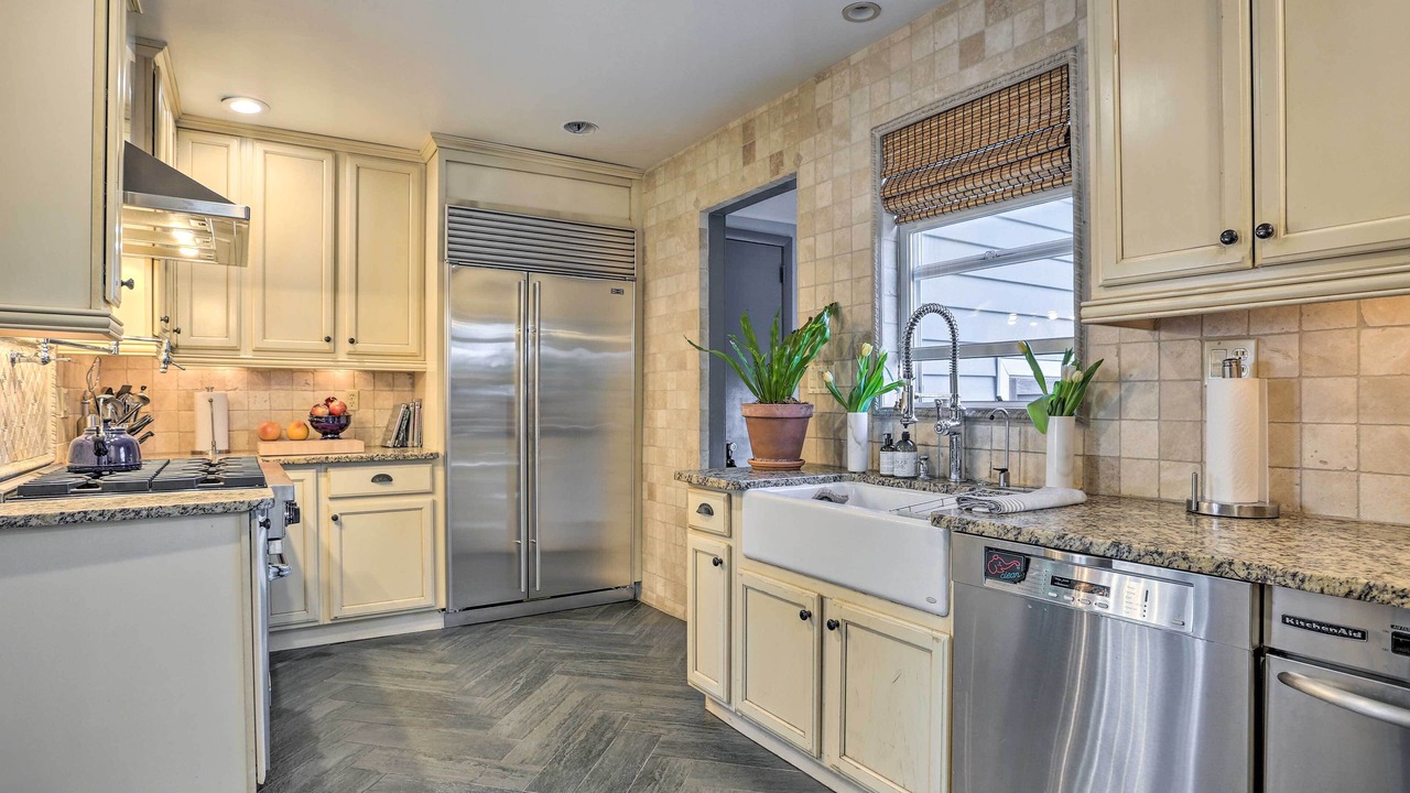 Photo of Others in Teaneck