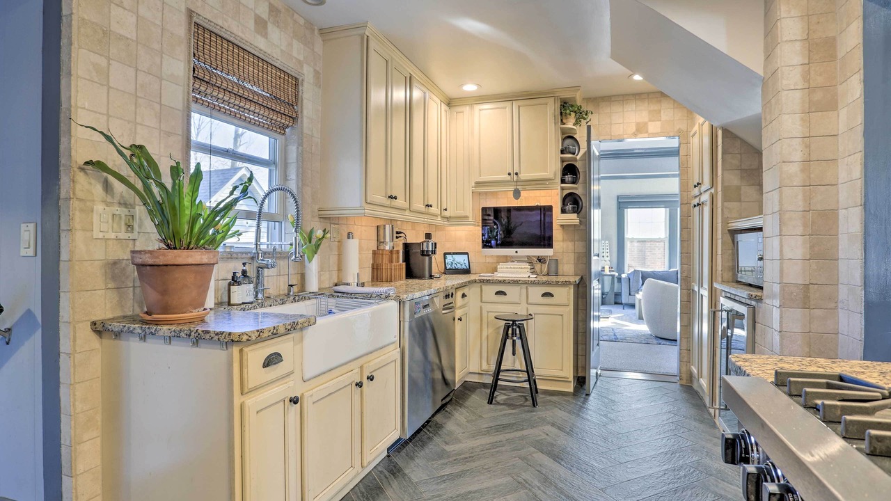 Photo of Others in Teaneck