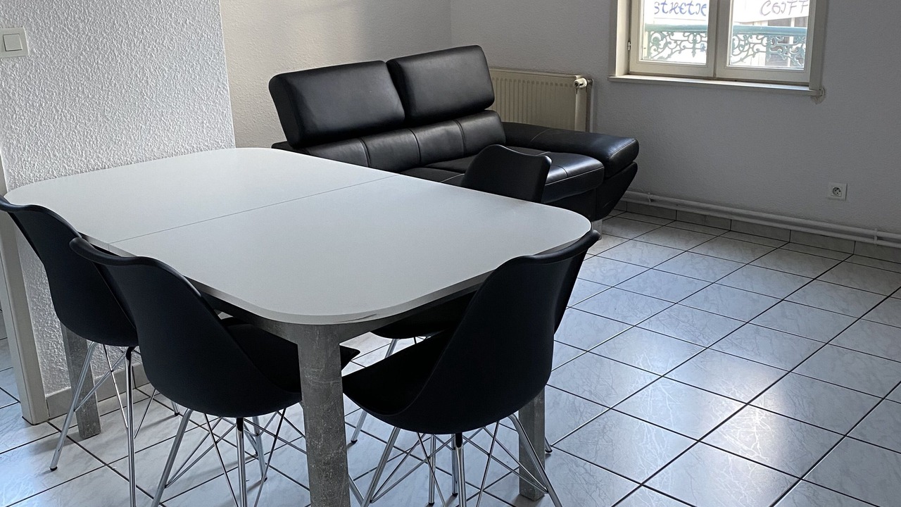 Photo of Others in Rives