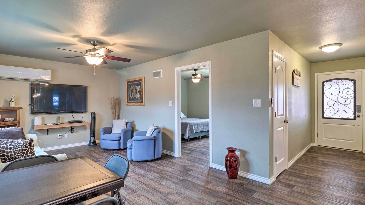 Photo of Bedroom in Tow