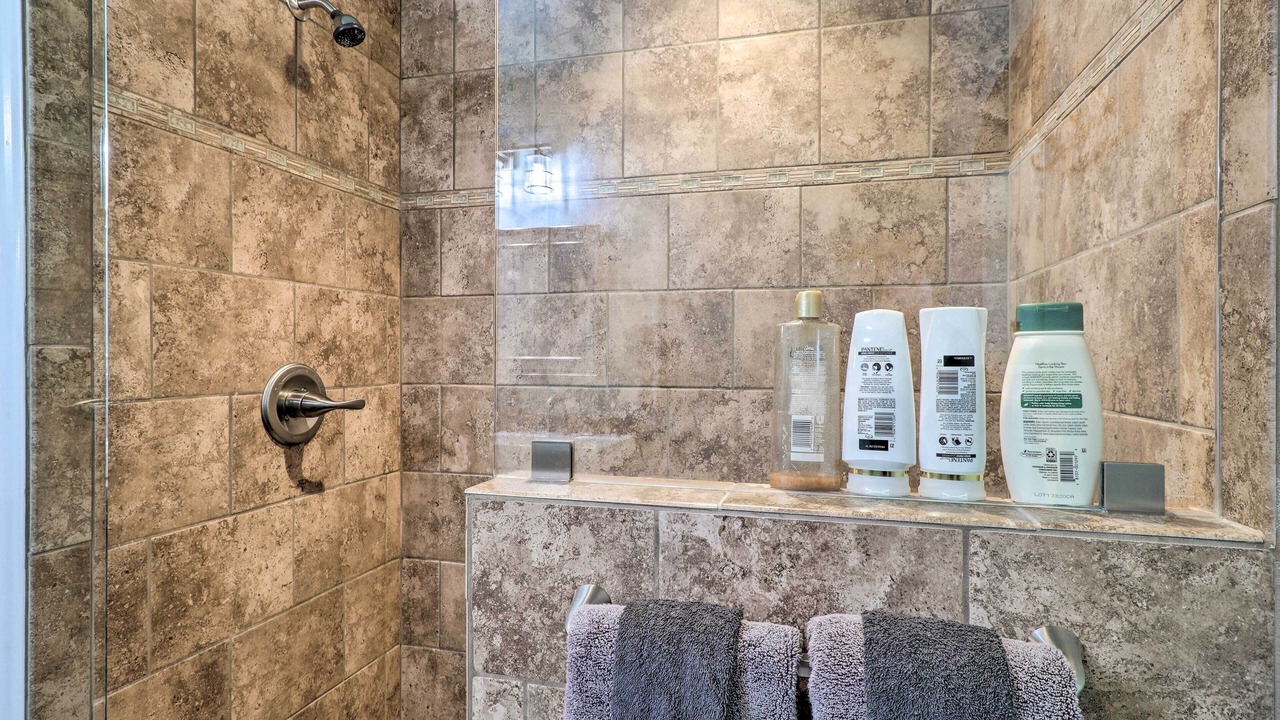 Photo of Bathroom in Tow