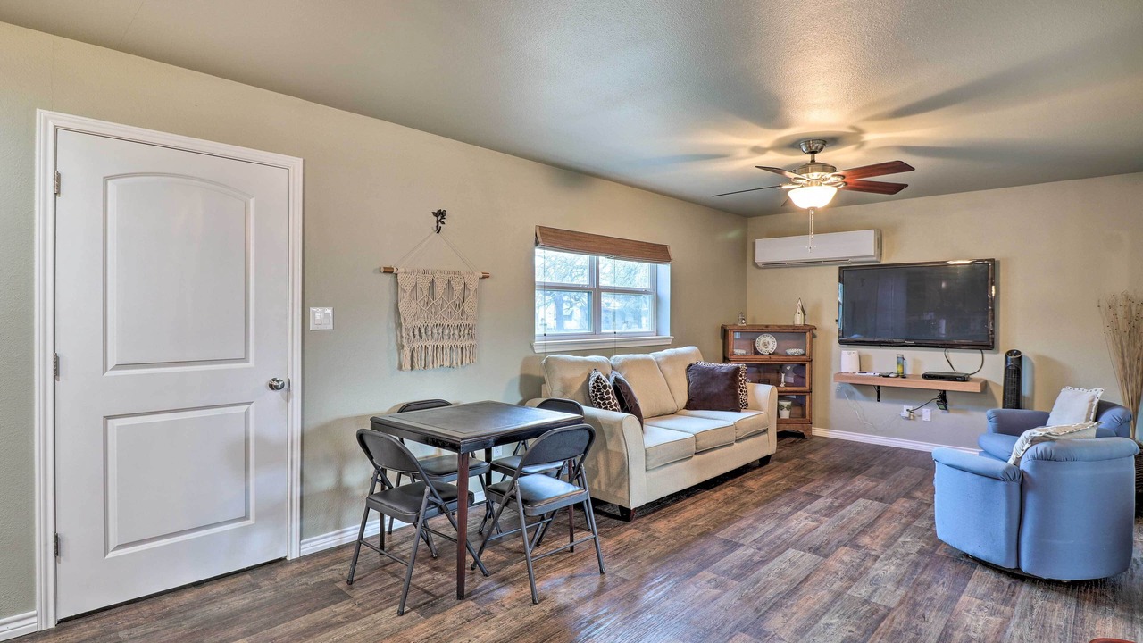 Photo of Bedroom in Tow