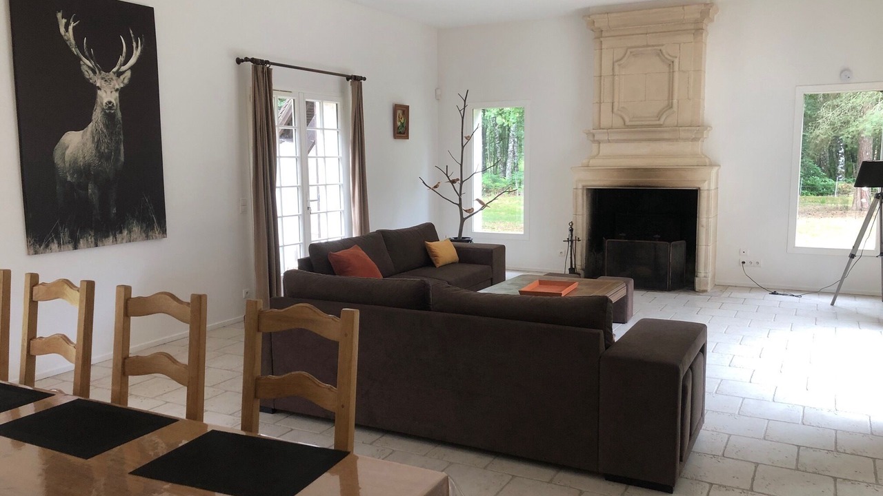 Photo of Livingroom in Neuvy-sur-Barangeon