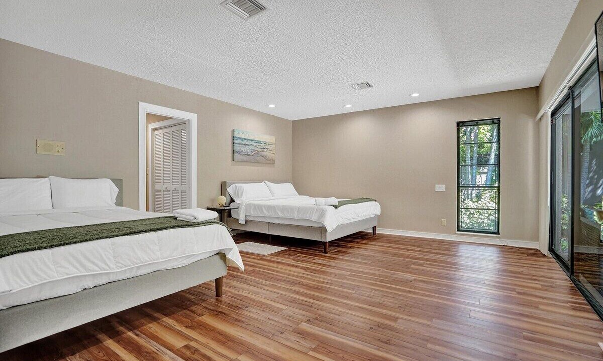 Photo of Bedroom in Survey Creek