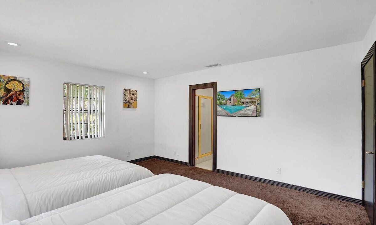 Photo of Bedroom in Survey Creek