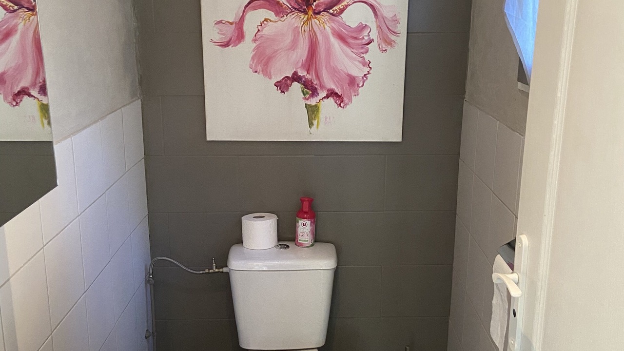 Photo of Bathroom in Berrias-et-Casteljau