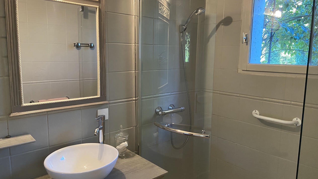 Photo of Bathroom in Berrias-et-Casteljau