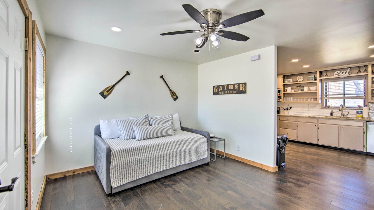 Photo of Bedroom in Lone Star