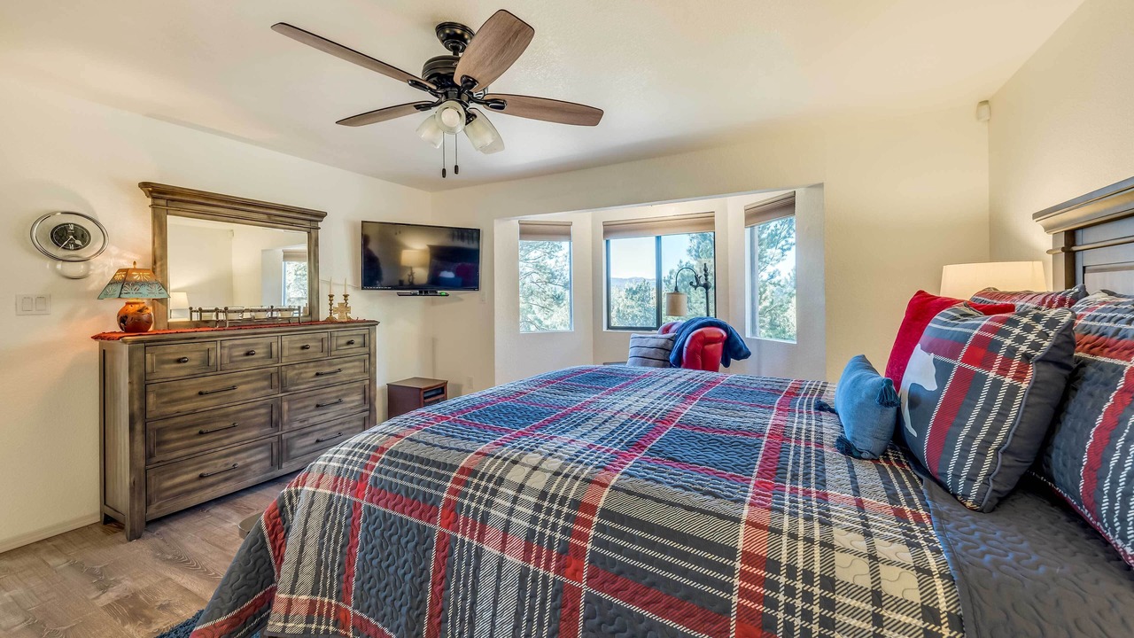Photo of Bedroom in Ruidoso