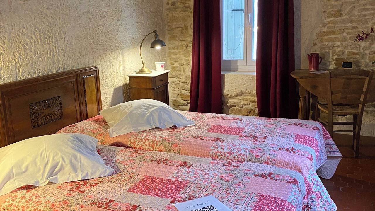 Photo of Bedroom in Piolenc