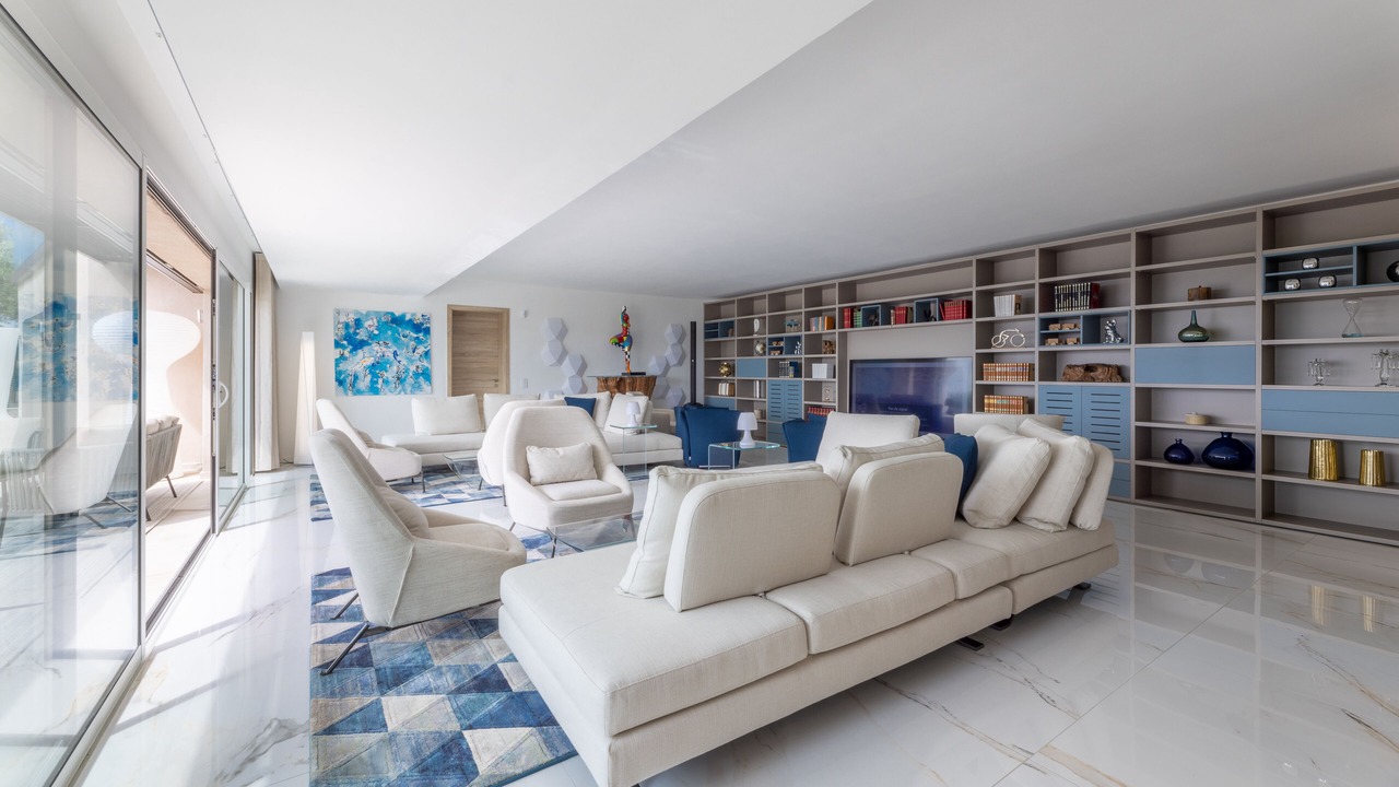 Photo of Others in Mougins