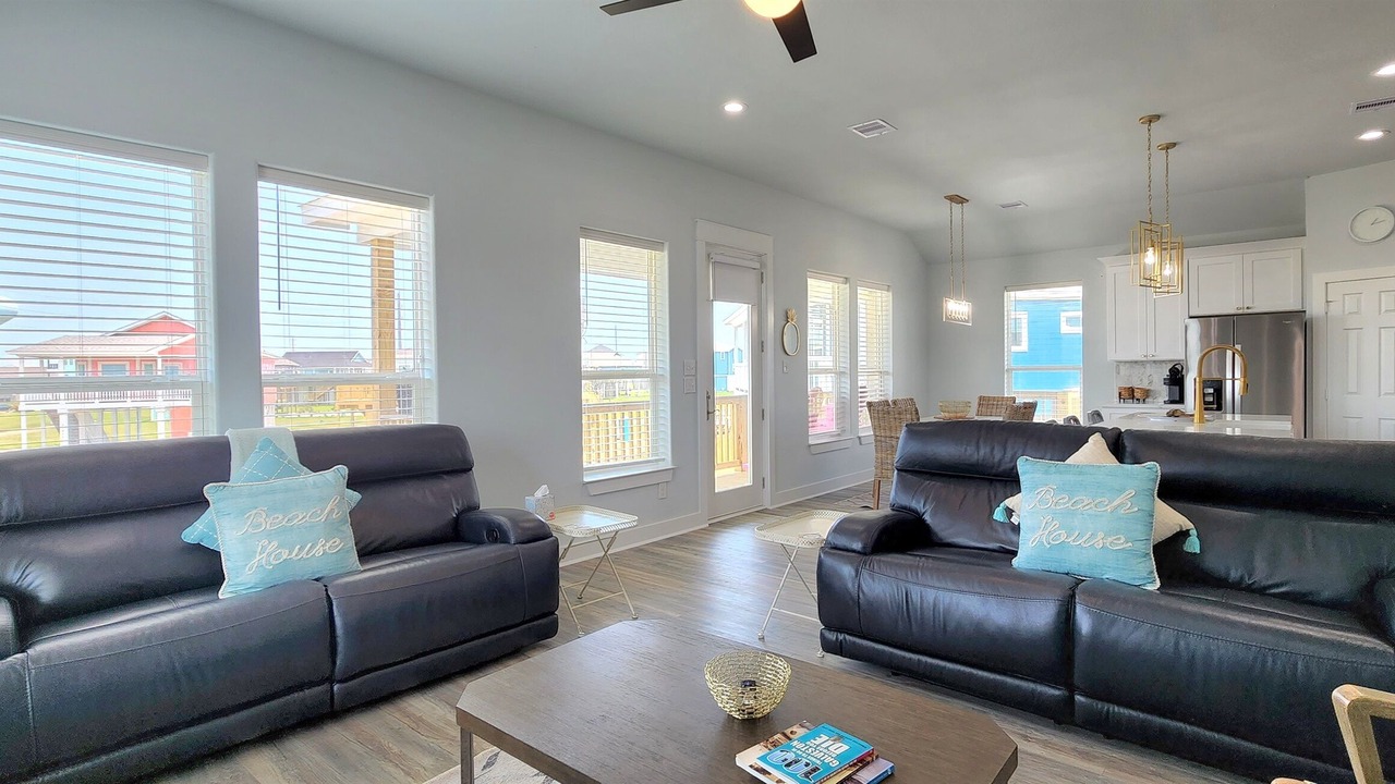 Photo of Bedroom in Pointe San Luis
