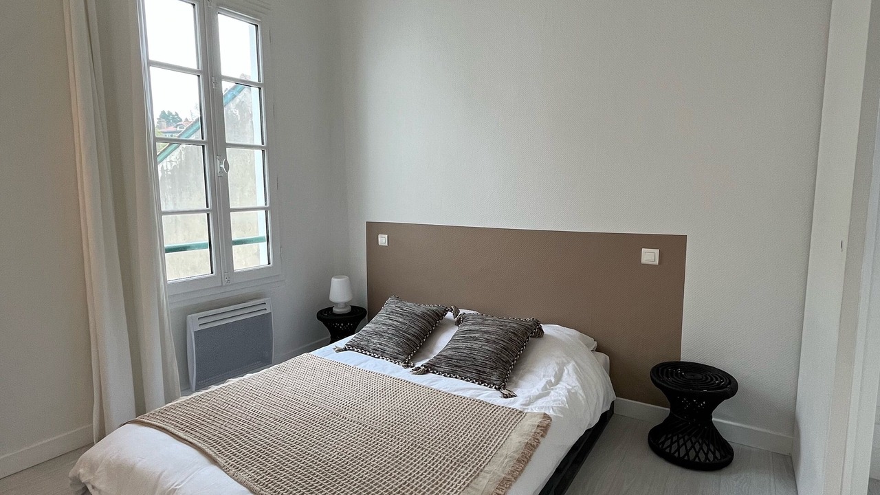 Photo of Bedroom in Biarritz