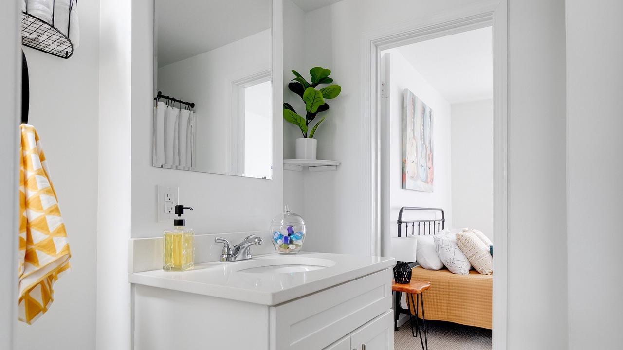 Photo of Bathroom in Fan District