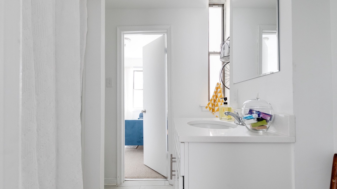 Photo of Bathroom in Fan District