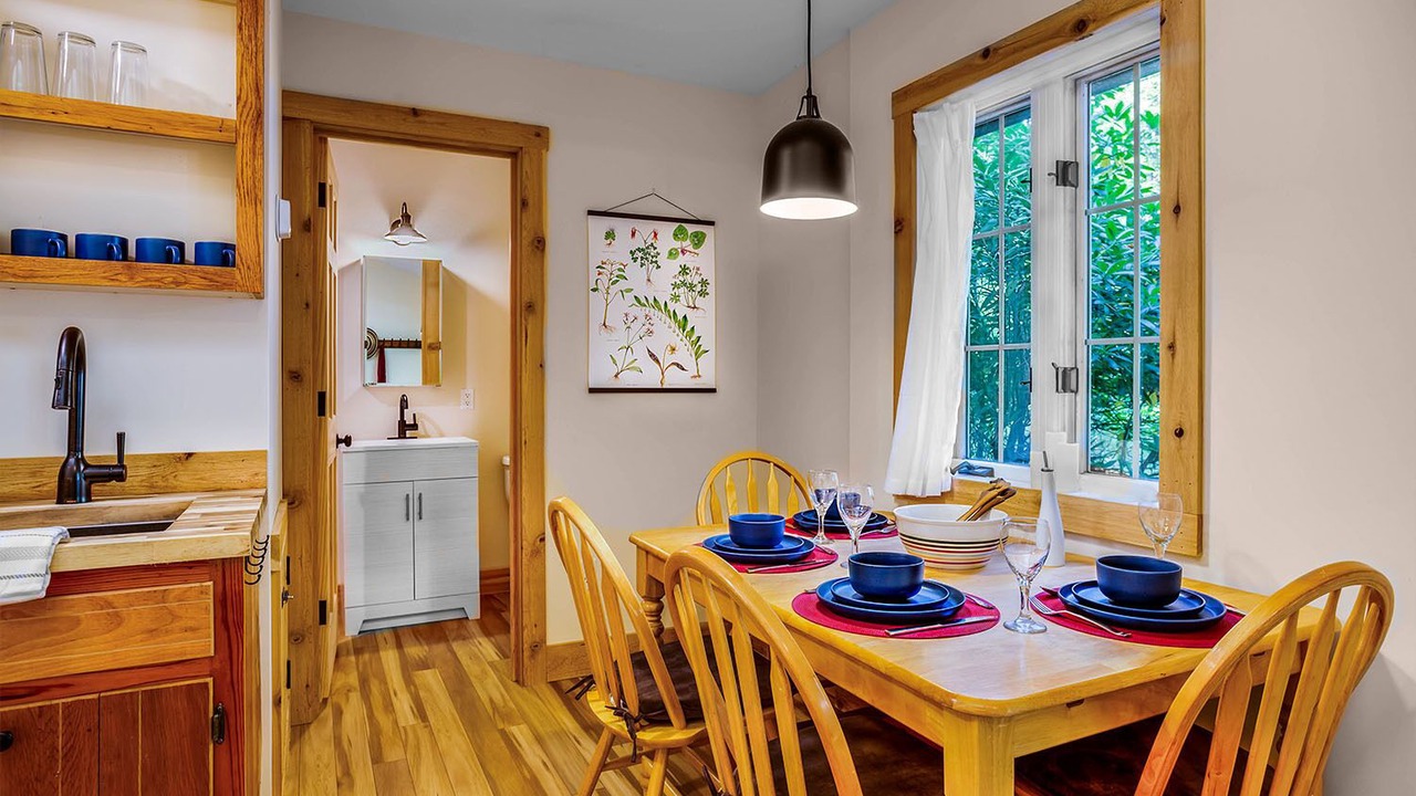 Photo of Kitchen in Montebello