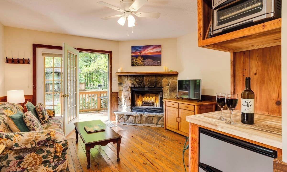 Photo of Bedroom in Montebello