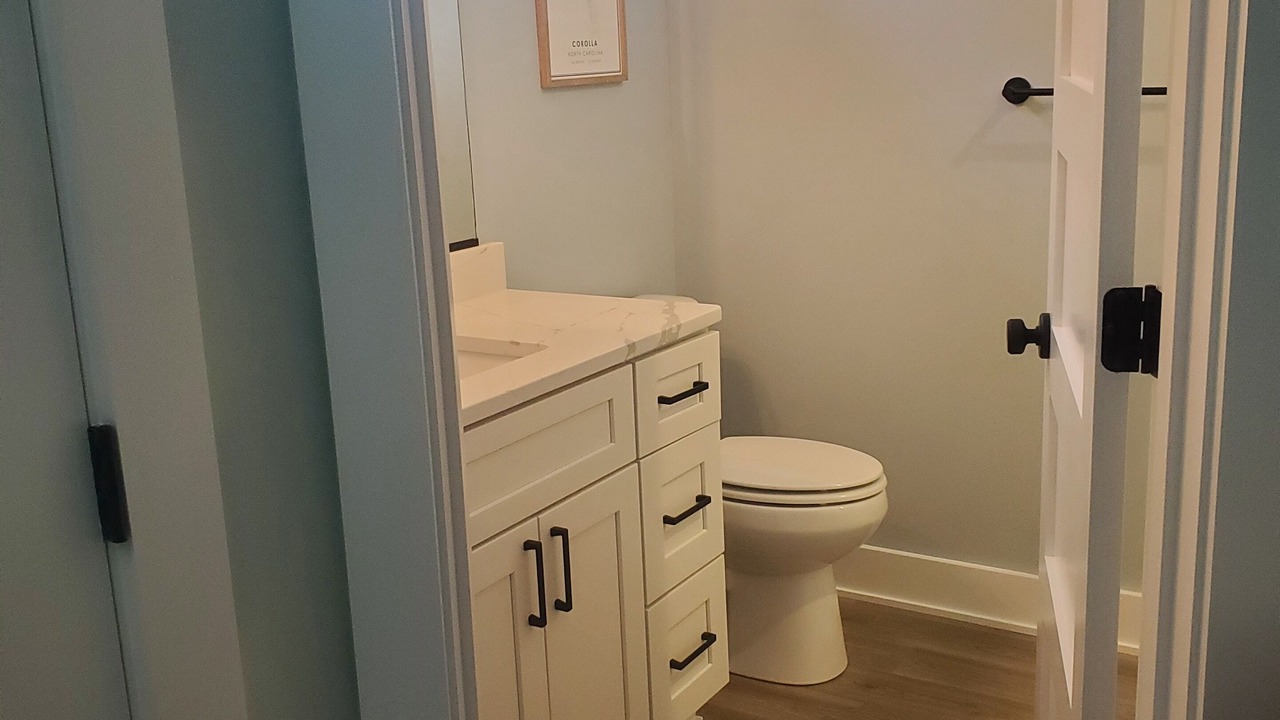 Photo of Bathroom in Corolla Light