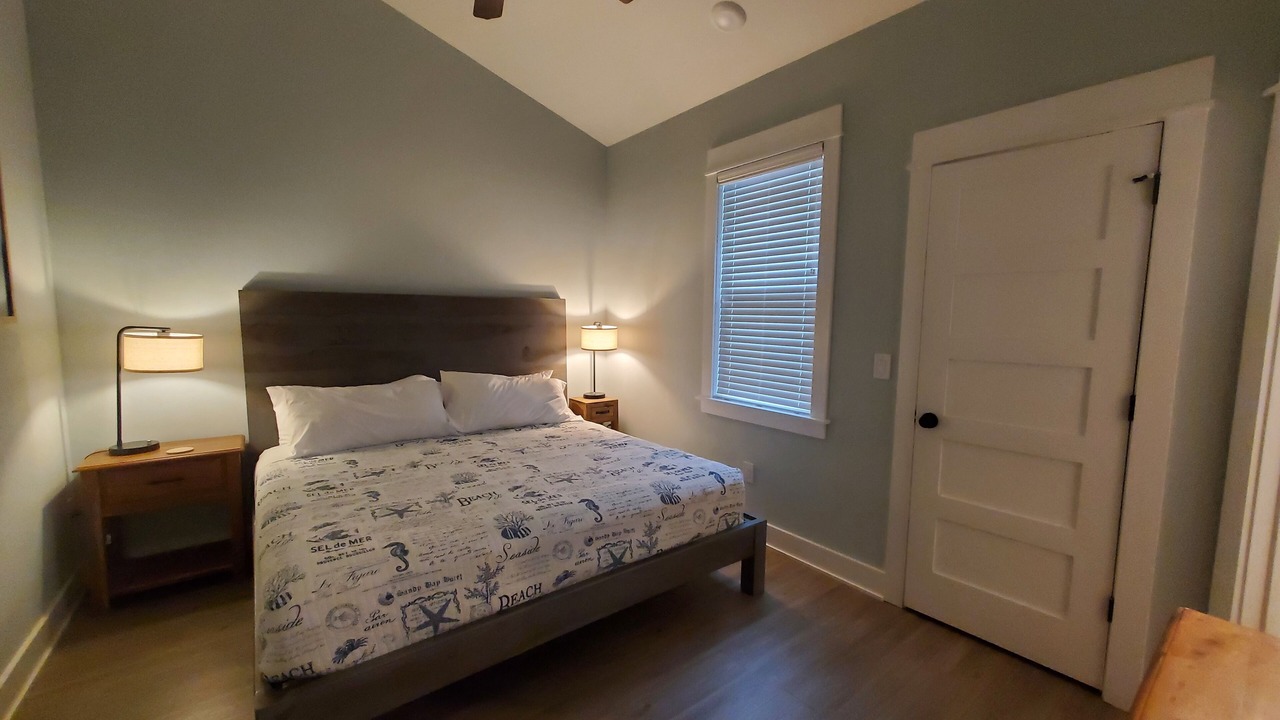 Photo of Bedroom in Corolla Light